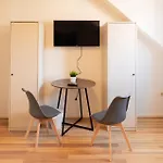 Bege Apartments Staybiz Comfort